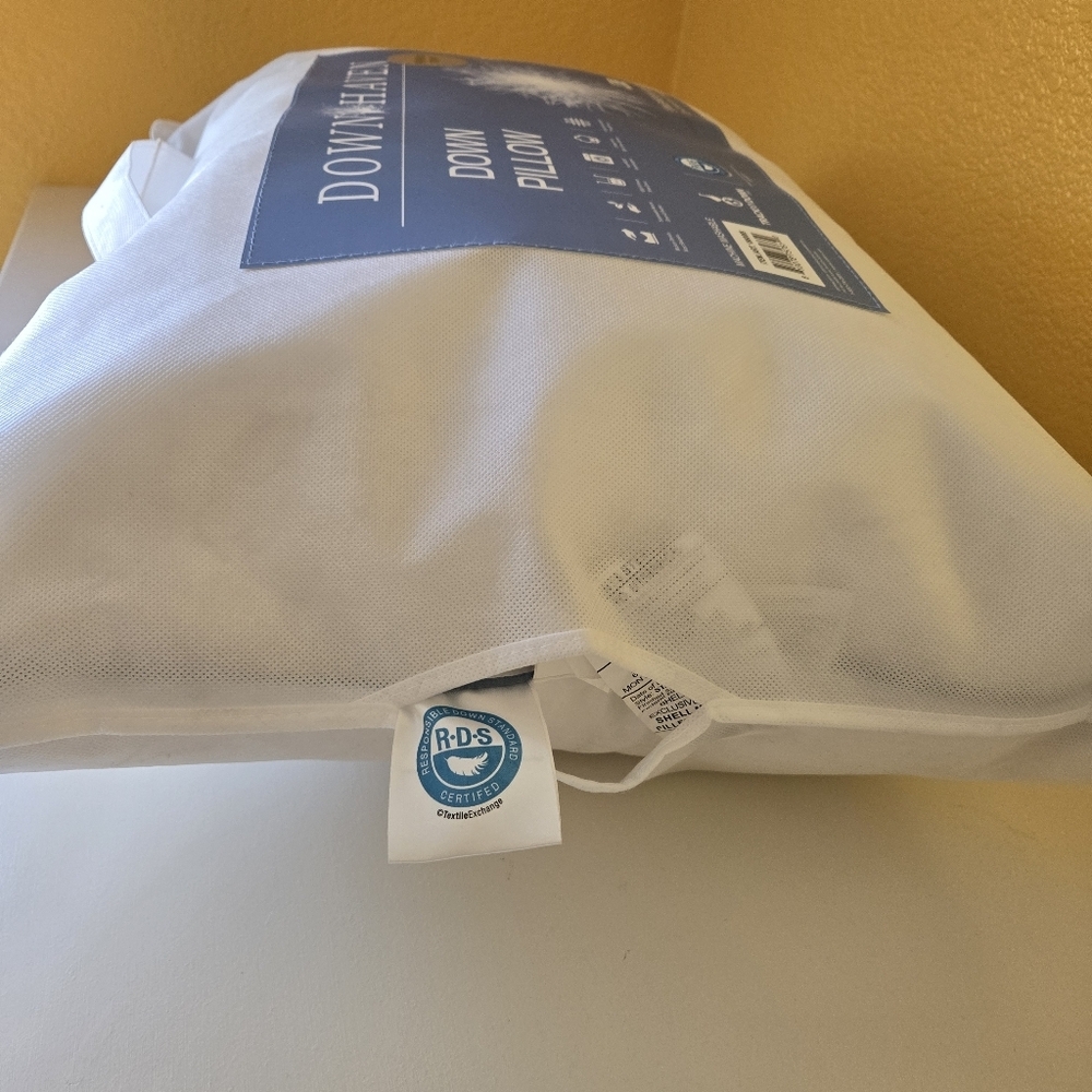 DownHaven Luxury White Down Filled Pillow Washable Standard/Queen 20 x 28 Inch - Picture 7 of 12